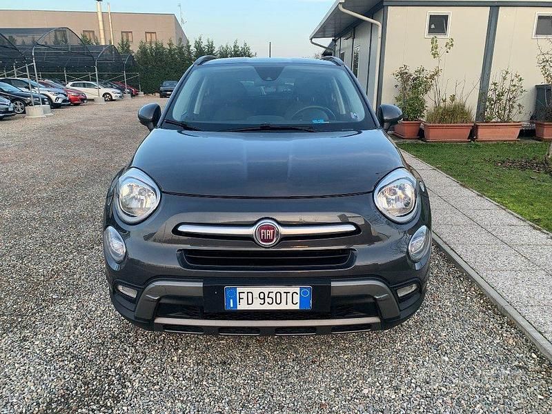 Usata Fiat 500X Cross Plus 140 CV (102 kW) 2016 Grigio scuro SUV