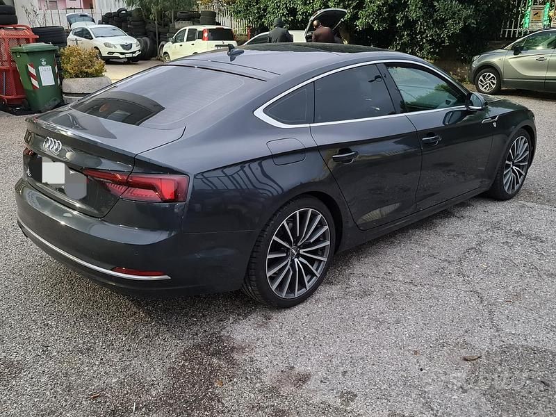 Usata Audi A5 Sport 190 CV (139 kW) 2019 Grigio Coupé