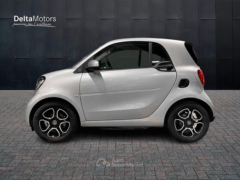 Usata Smart ForTwo Electric Drive Passion 41 kW (56 CV) 2019 Gray