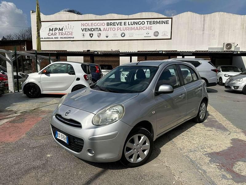 Usata Nissan Micra Comfort 80 CV (58 kW) 2011 Argento Utilitaria