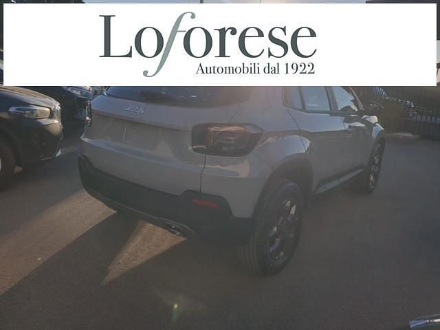 Nuova Jeep Avenger Longitude 101 CV (74 kW) 2025 Grigio pastello SUV