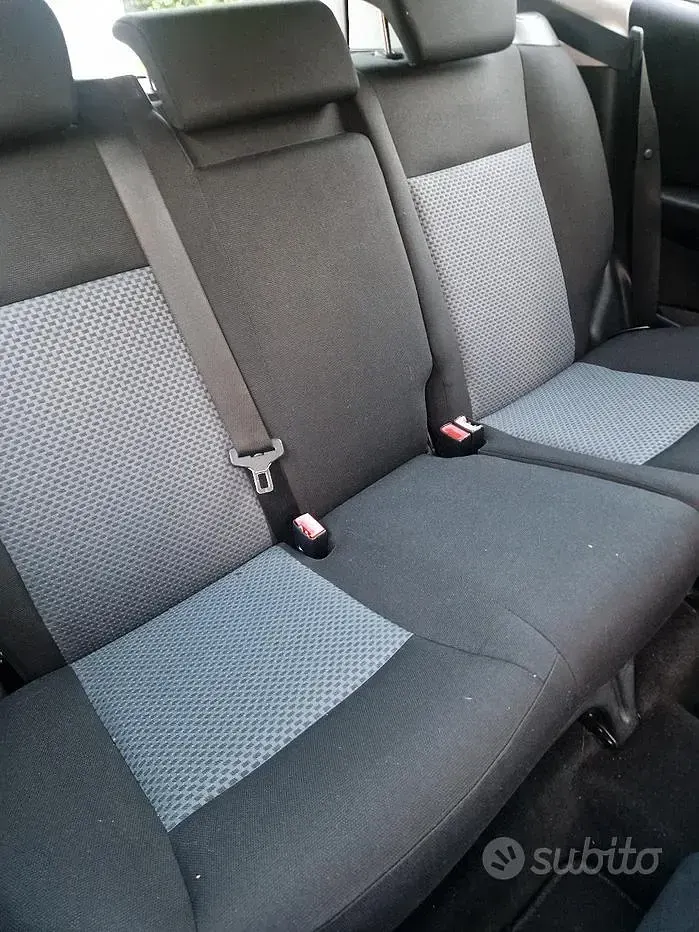 Usata Mercedes A180 109 CV (80 kW) 2005 Nero Monovolume