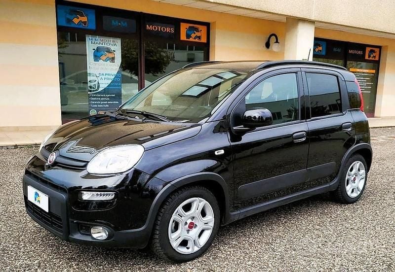 Usata Fiat Panda City Life 71 CV (52 kW) 2023 Nero Berlina