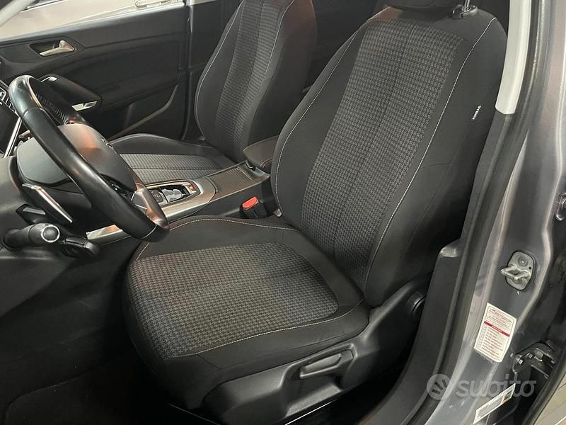 Usata Peugeot 308 131 CV (96 kW) 2019 Grigio Station wagon