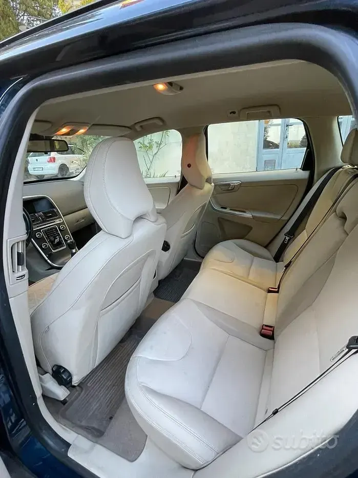 Usata Volvo XC60 163 CV (119 kW) 2014 Bluazzurro SUV