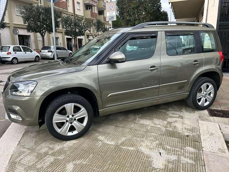 Usata Skoda Yeti GreenLine 105 CV (77 kW) 2015 Verde SUV