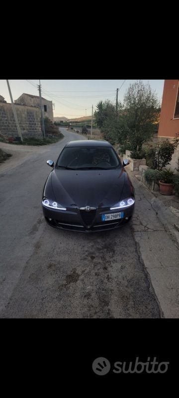Nero Usata 2007 Alfa Romeo 147 Due volumi | 2800 € (Molto cara) - Immagine 1/4