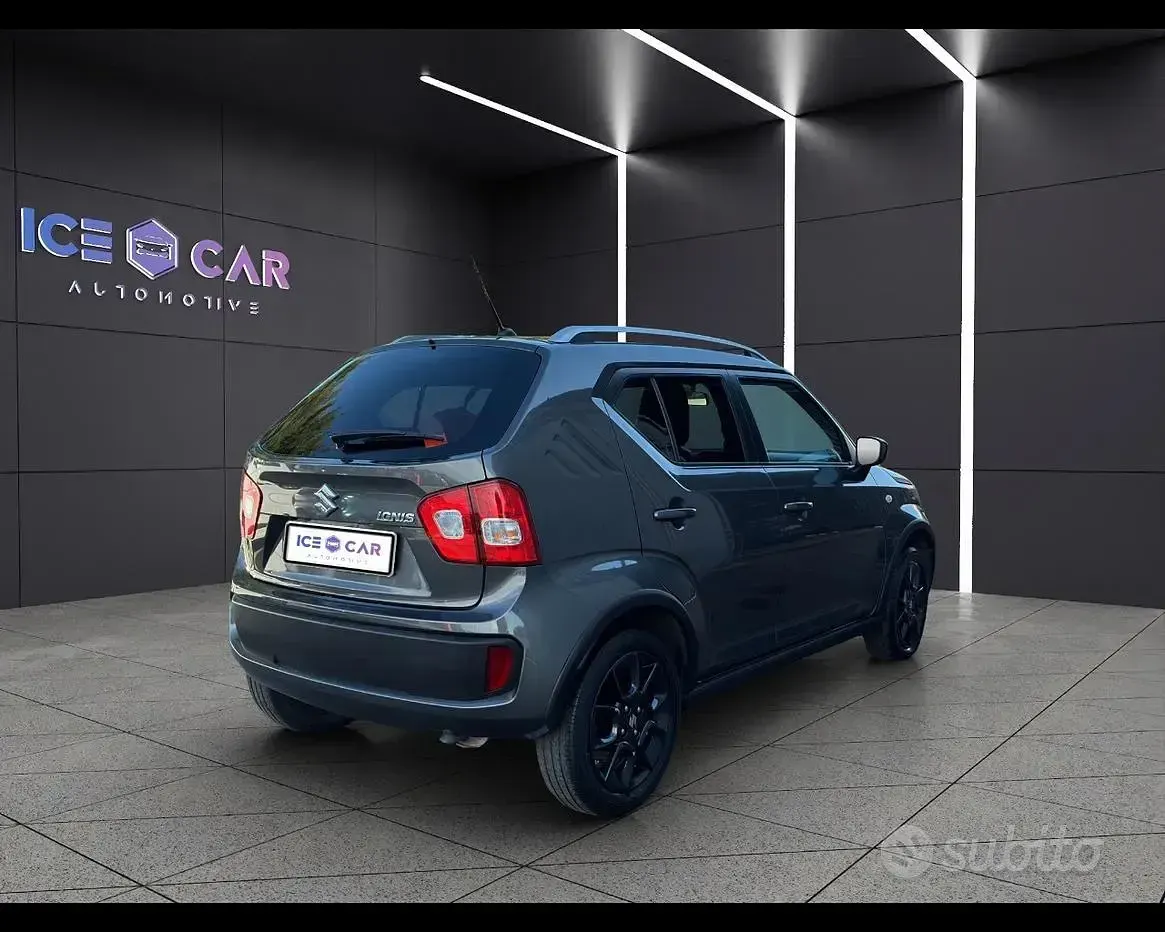 Usata Suzuki Ignis 90 CV (66 kW) 2018 Grigio SUV