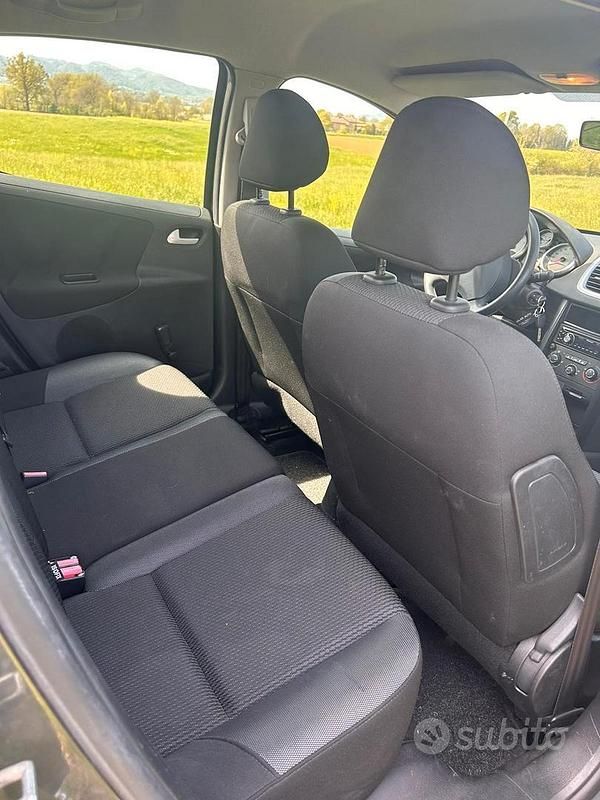 Usata Peugeot 207 2009 Grigio Berlina