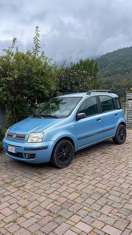 Usata Fiat Panda Dynamic 69 CV (50 kW) 2004 Utilitaria