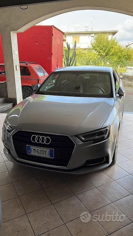 Usata Audi A3 150 CV (110 kW) 2018 Grigio Berlina