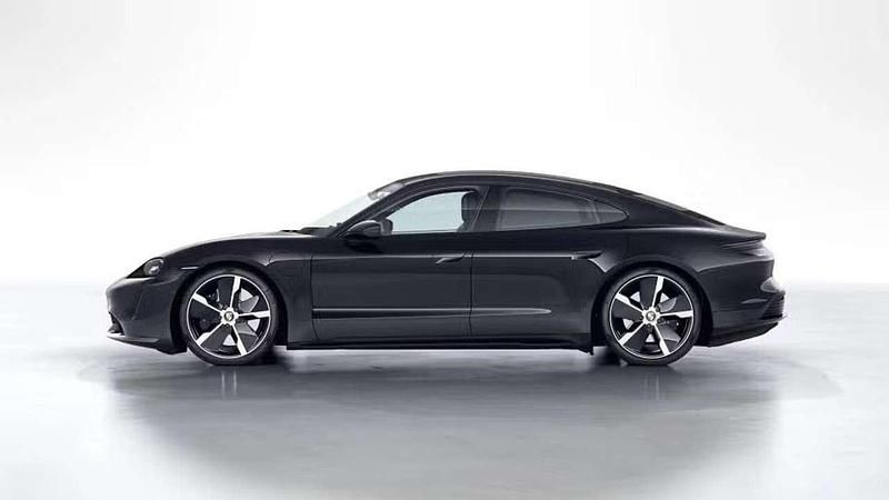 Usata Porsche Taycan Turbo 500 kW (680 CV) 2022 Other Berlina