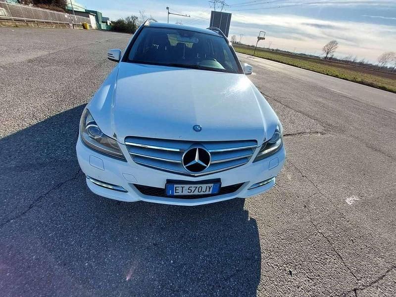 Usata Mercedes C220 Executive 170 CV (125 kW) 2014 Bianco Station wagon