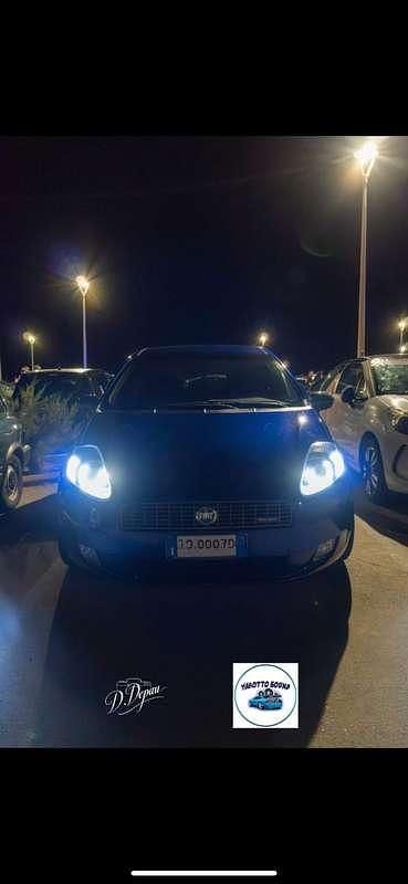 Usata Fiat Grande Punto Dynamic 90 CV (66 kW) 2007 Utilitaria