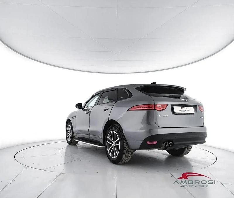 Usata Jaguar F-Pace R-Sport 180 CV (132 kW) 2020 Grigio SUV