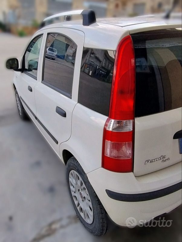 Usata Fiat Panda 4x4 Climbing 69 CV (50 kW) 2011 Bianco Utilitaria