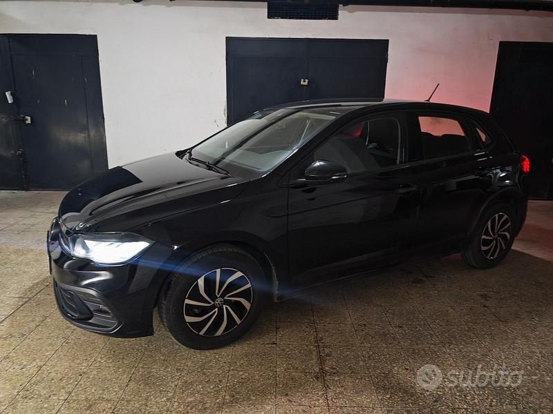 Usata VW Polo Life 95 CV (69 kW) 2023 Nero Berlina