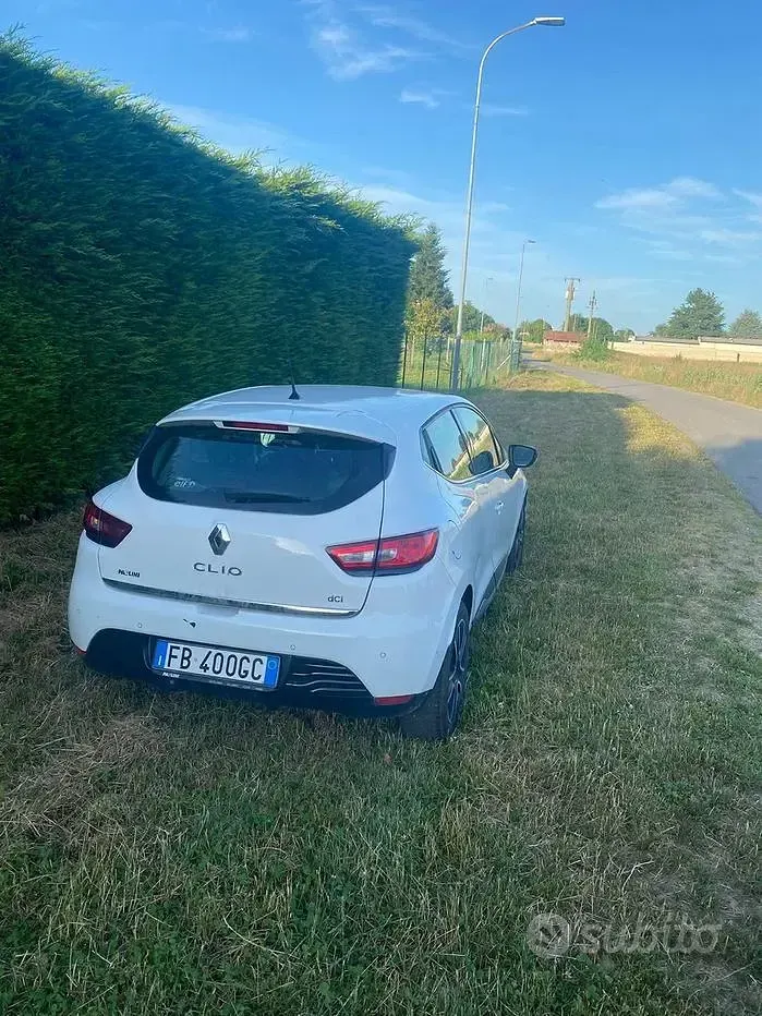 Usata Renault Clio IV 75 CV (55 kW) 2015 Bianco Berlina