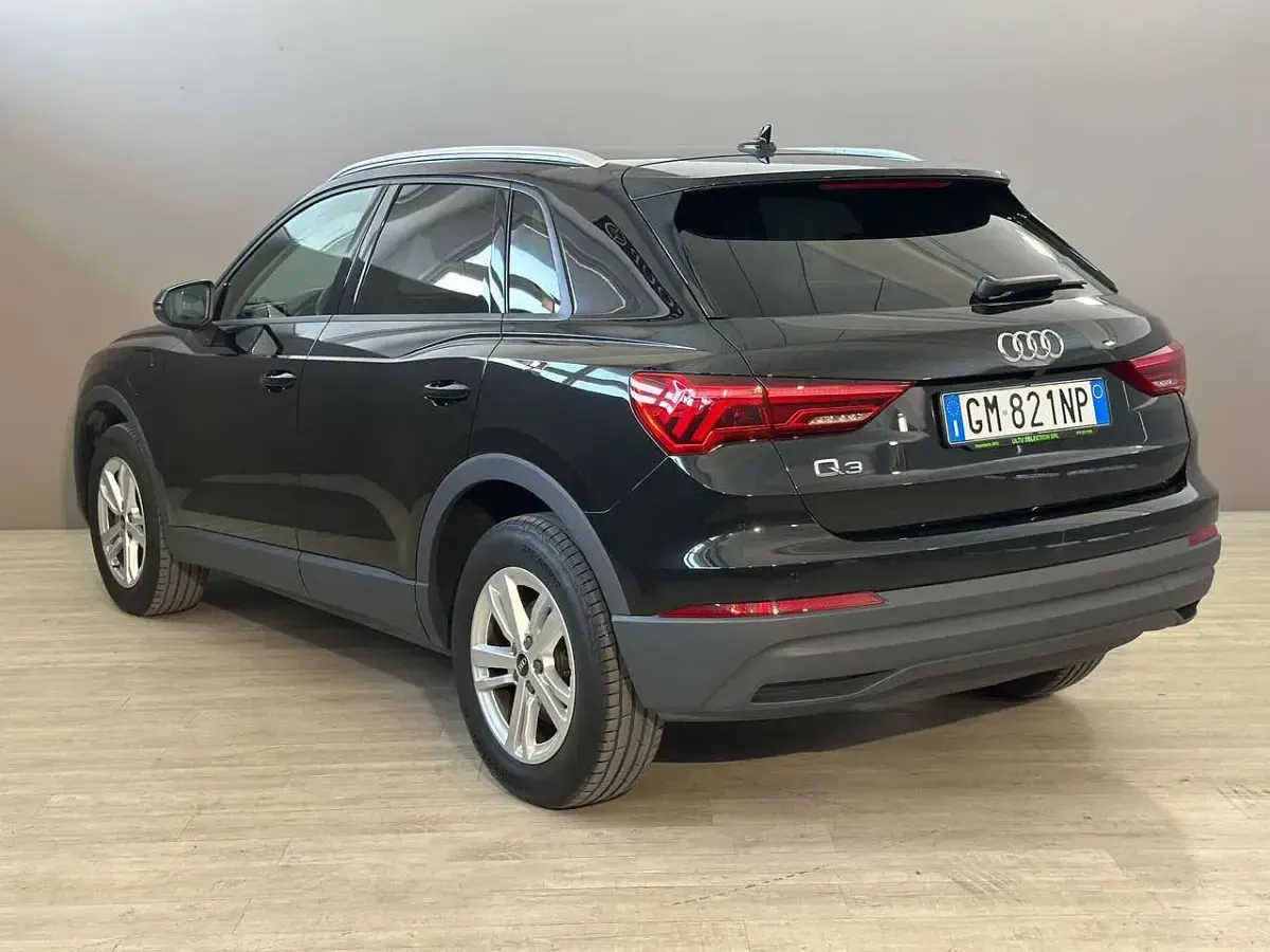 Usata Audi Q3 Business 150 CV (110 kW) 2022 Nero SUV