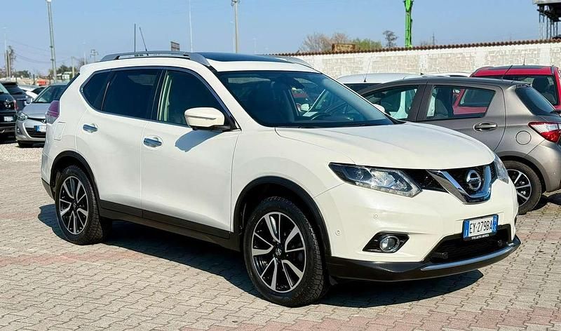 Gebraucht Nissan X-Trail Tekna 131 PS (96 kW) 2014 Weiß SUV