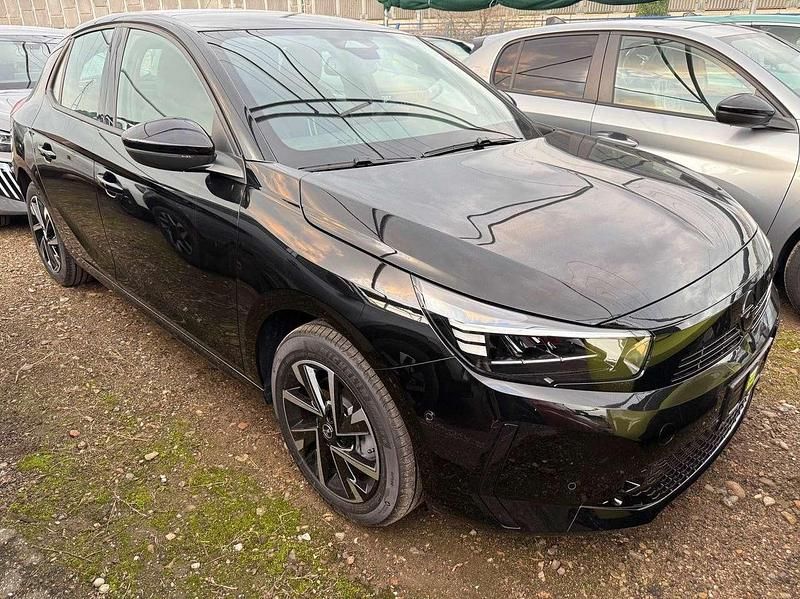 Usata Opel Corsa S 101 CV (74 kW) 2025 Nero perla Berlina