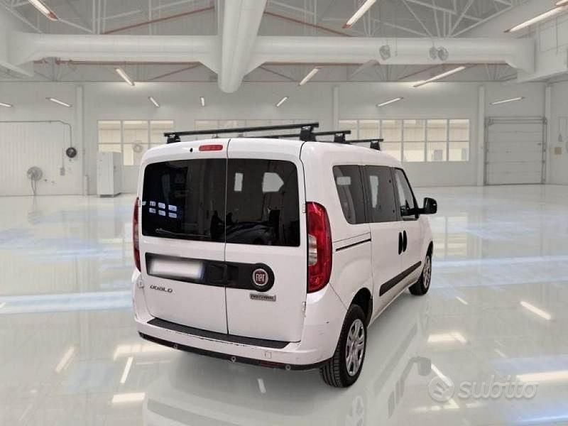 Usata Fiat Doblò Lounge 2021 Bianco Monovolume