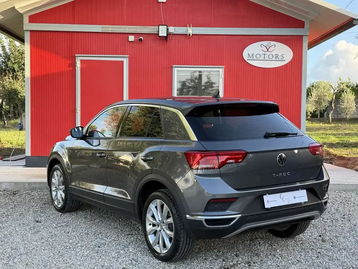 Usata VW T-Roc Sportline 150 CV (110 kW) 2021 Grigio SUV