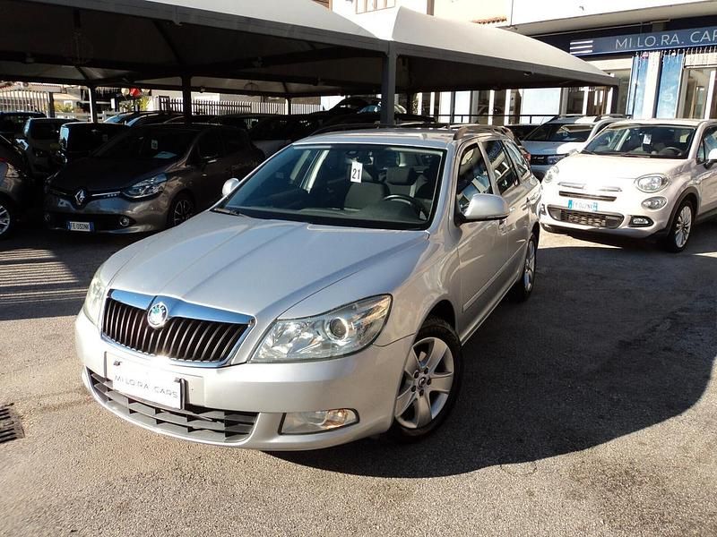 Usata Skoda Octavia 104 CV (76 kW) 2013 Argento Station wagon