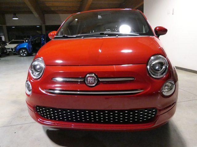 Usata Fiat 500 Lounge 69 CV (50 kW) 2021 Rosso Utilitaria