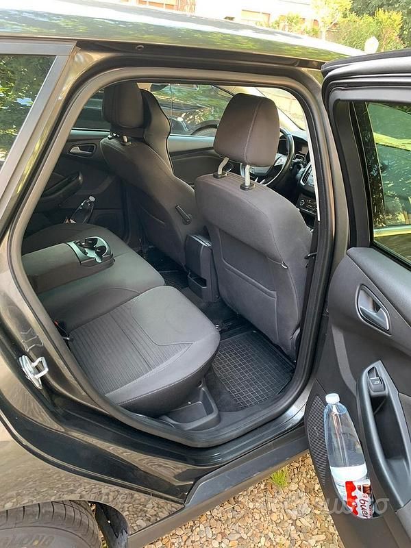 Usata Ford Focus 2018 Grigio Station wagon