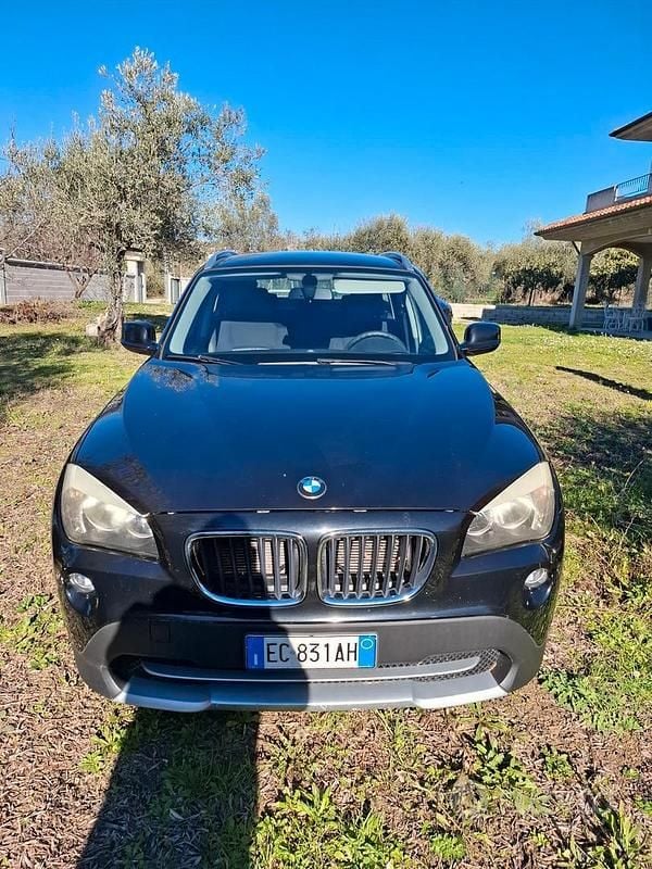Usata BMW X1 143 CV (105 kW) 2010 Nero SUV