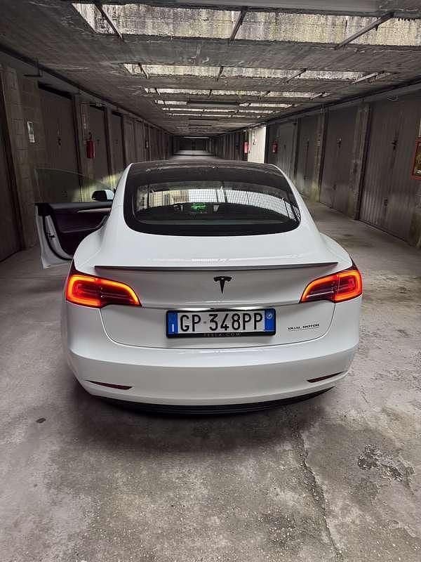 Begagnad Tesla Model 3 Performance 155 kW (211 HK) 2023 Sedan