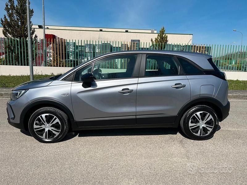 Usata Opel Crossland X Edition 110 CV (80 kW) 2022 Grigio SUV