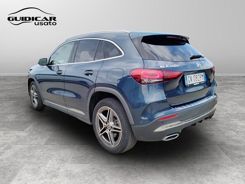 Usata Mercedes GLA250 Premium 160 CV (117 kW) 2023 Blu SUV