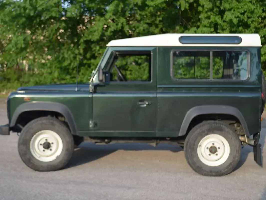 Usata Land Rover Defender 122 CV (89 kW) 2004 Pick-up
