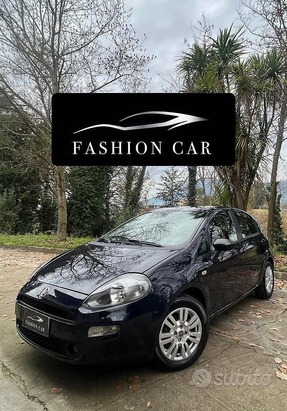Nero Usata 2013 Fiat Punto Evo Sport Due volumi | 4800 € (Buon prezzo) - Immagine 1/4