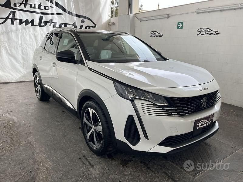 Usata Peugeot 3008 Allure 131 CV (96 kW) 2021 Bianco SUV
