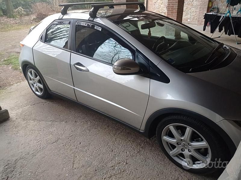 Usata Honda Civic 2008 Grigio Berlina
