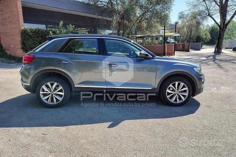 Usata VW T-Roc Business 110 CV (80 kW) 2021 Grigio SUV