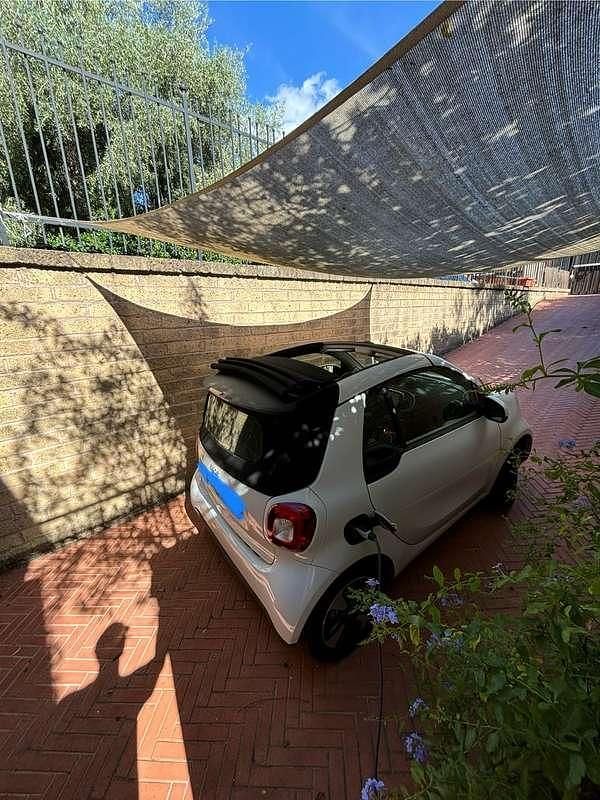 Usata 2022 Smart ForTwo Electric Drive Cabrio | 12.700 € (Ottimo prezzo) - Immagine 1/4
