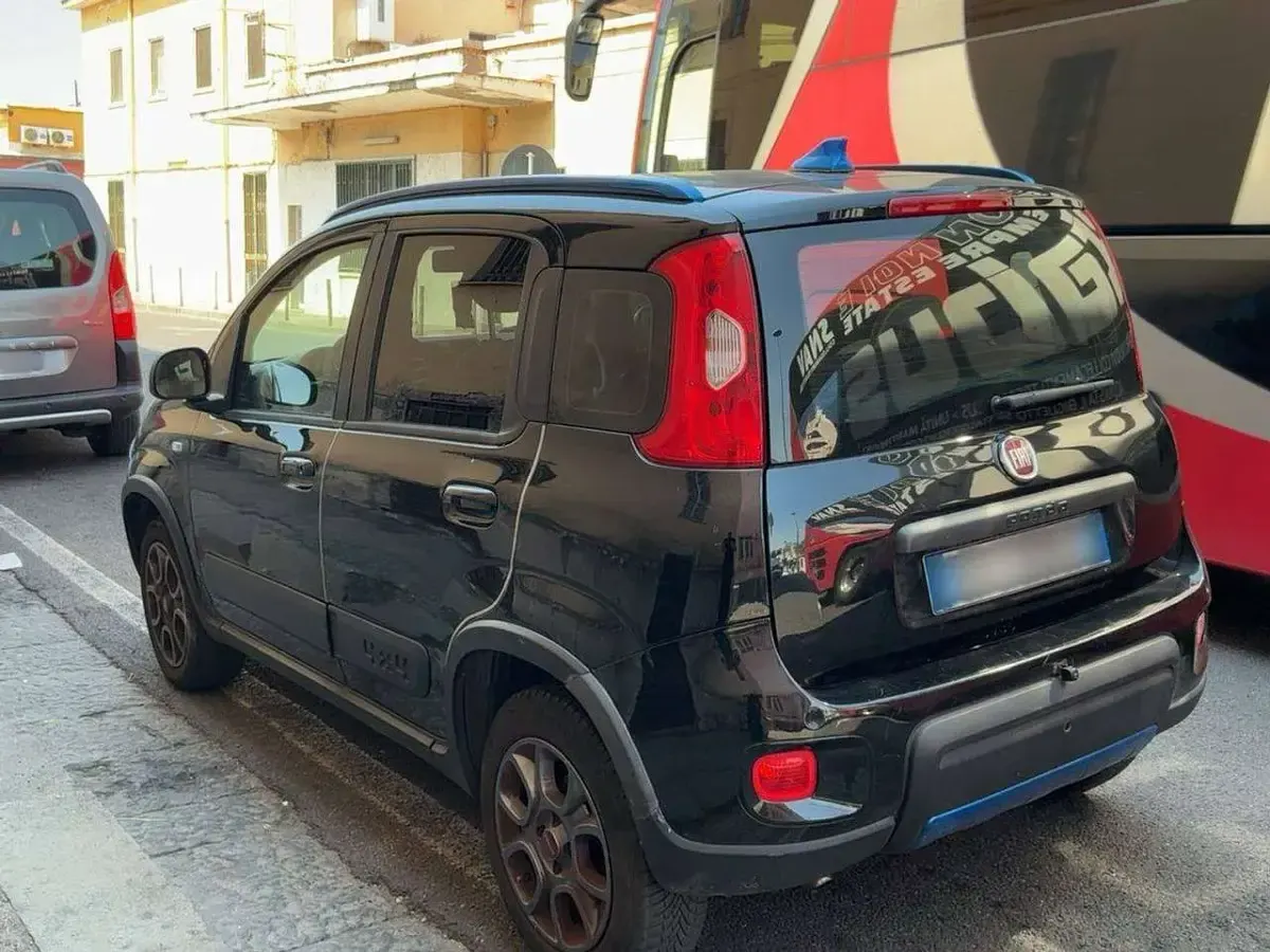 Usata Fiat Panda 4x4 75 CV (55 kW) 2013 Nero Utilitaria