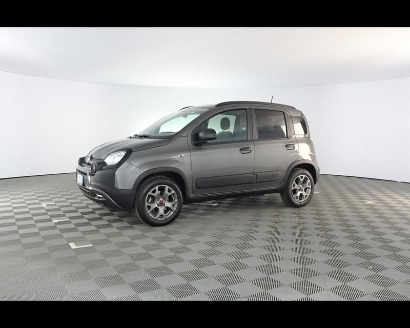 Usata Fiat Panda Cross Cross 69 CV (50 kW) 2022 Grigio / pastello Utilitaria