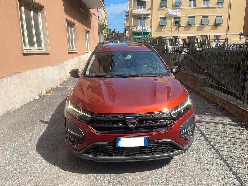 Usata Dacia Jogger Extreme 101 CV (74 kW) 2022 Rosso Monovolume