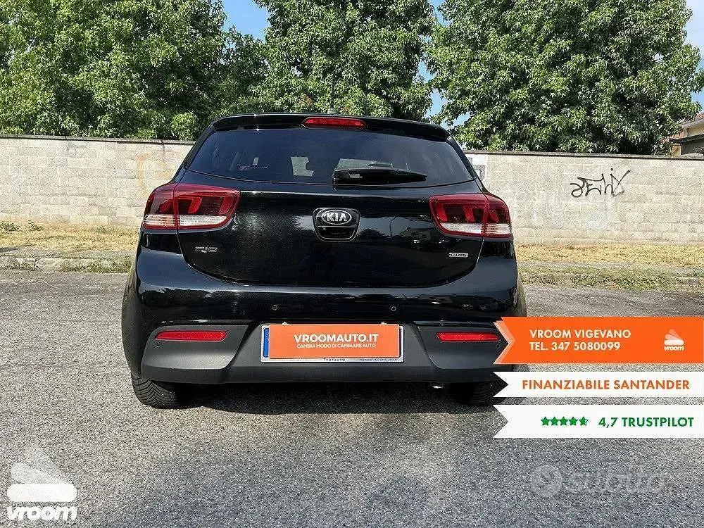Usata Kia Rio 90 CV (66 kW) 2017 Nero Berlina