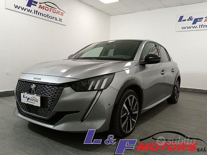 Usata Peugeot 208 GT-line 102 CV (75 kW) 2020 Grigio Utilitaria