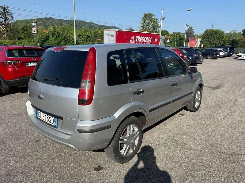 Usata Ford Fusion S 79 CV (58 kW) 2004 Argento Utilitaria