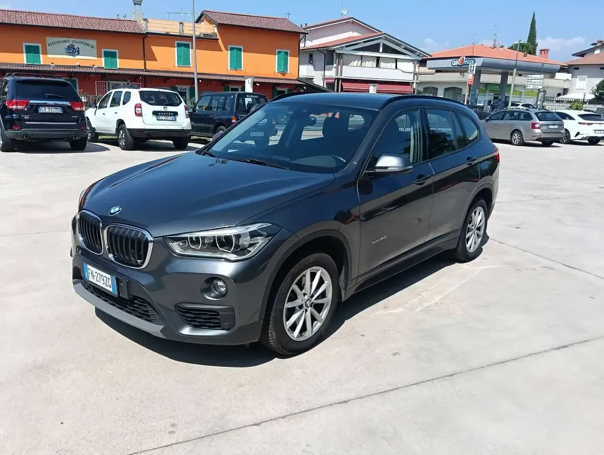 Usata BMW X1 xLine 150 CV (110 kW) 2018 Grigio scuro met. SUV