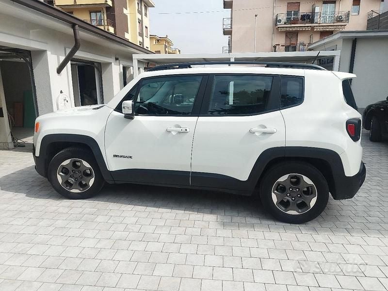 Usata Jeep Renegade Longitude 120 CV (88 kW) 2016 Bianco SUV