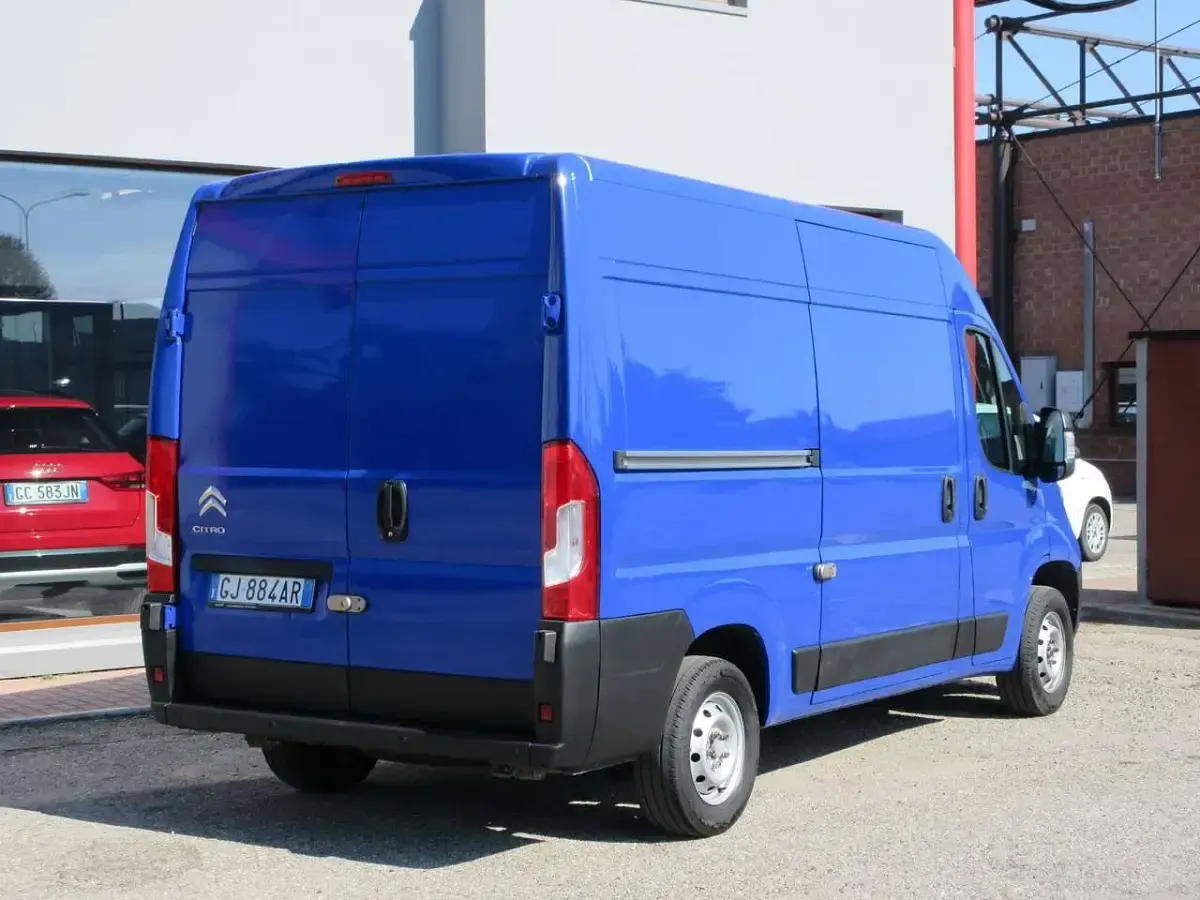 Usata Citroën Jumper 120 CV (88 kW) 2022 Blu/azzurro Monovolume