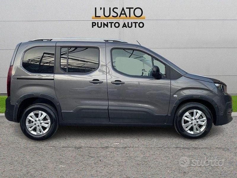Usata Peugeot Rifter Allure 102 CV (75 kW) 2021 Grigio Monovolume